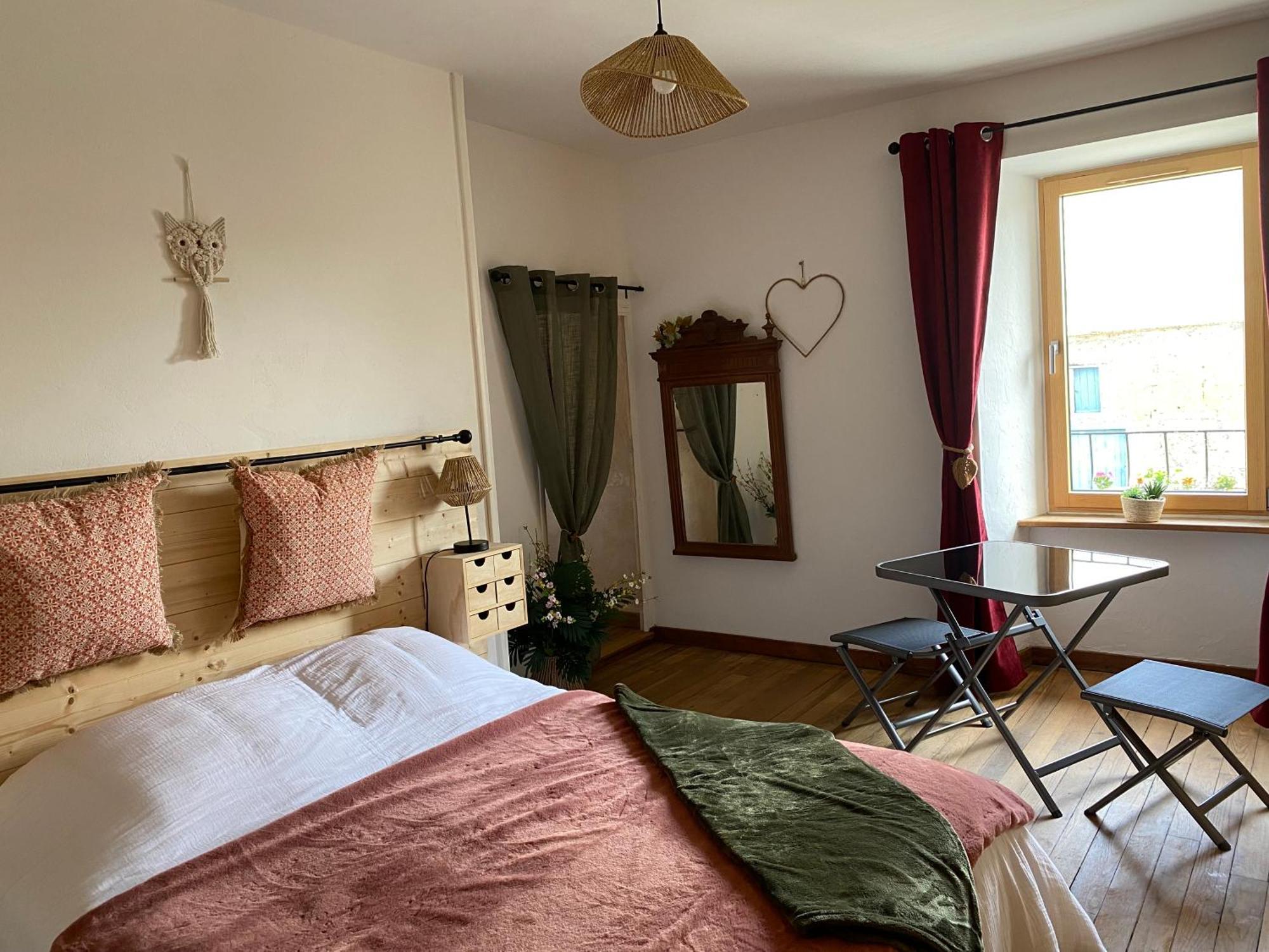 Bed and Breakfast La Pautiere Saint-Sauveur-Lendelin Номер фото
